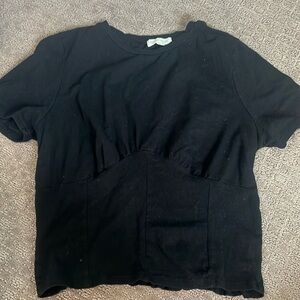cute cropped shirt!